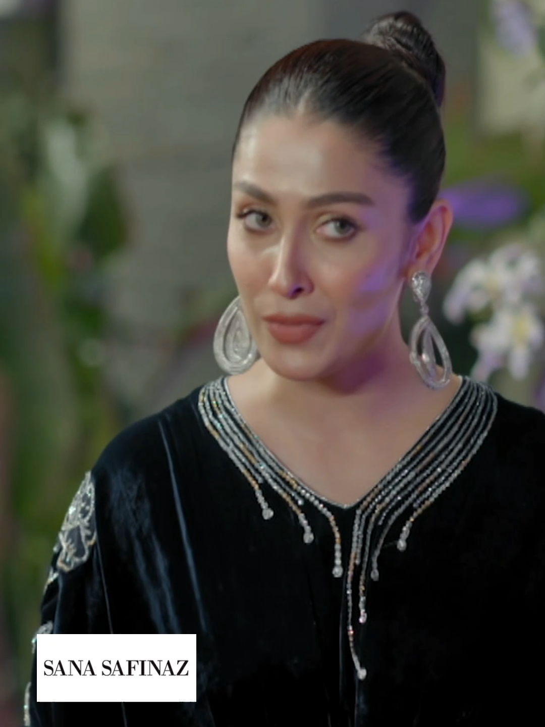 #Mein #ARYDigital #ARYDrama #AyezaKhan #WahajAli #AzekahDaniel #Entertainment #WhatToWatch