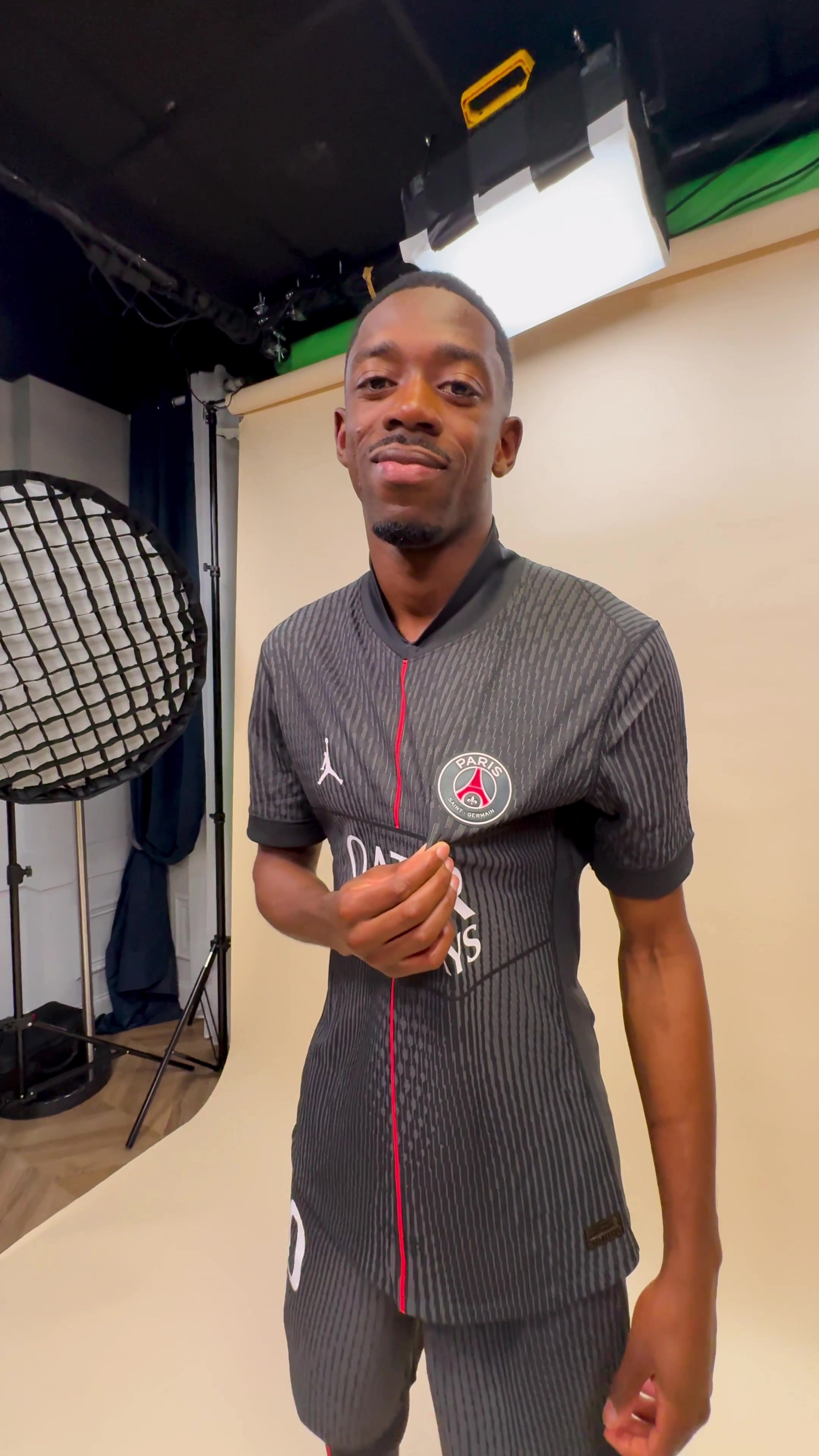 🔟 Notre nouveau maillot fourth #PSGxJordan #foryou