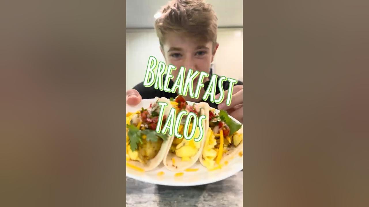 Breakfast tacos in 10 minutes — soft scrambled eggs, melty cheese, and fresh lime. Save this one! 🥑🌮 #breakfasttaco...