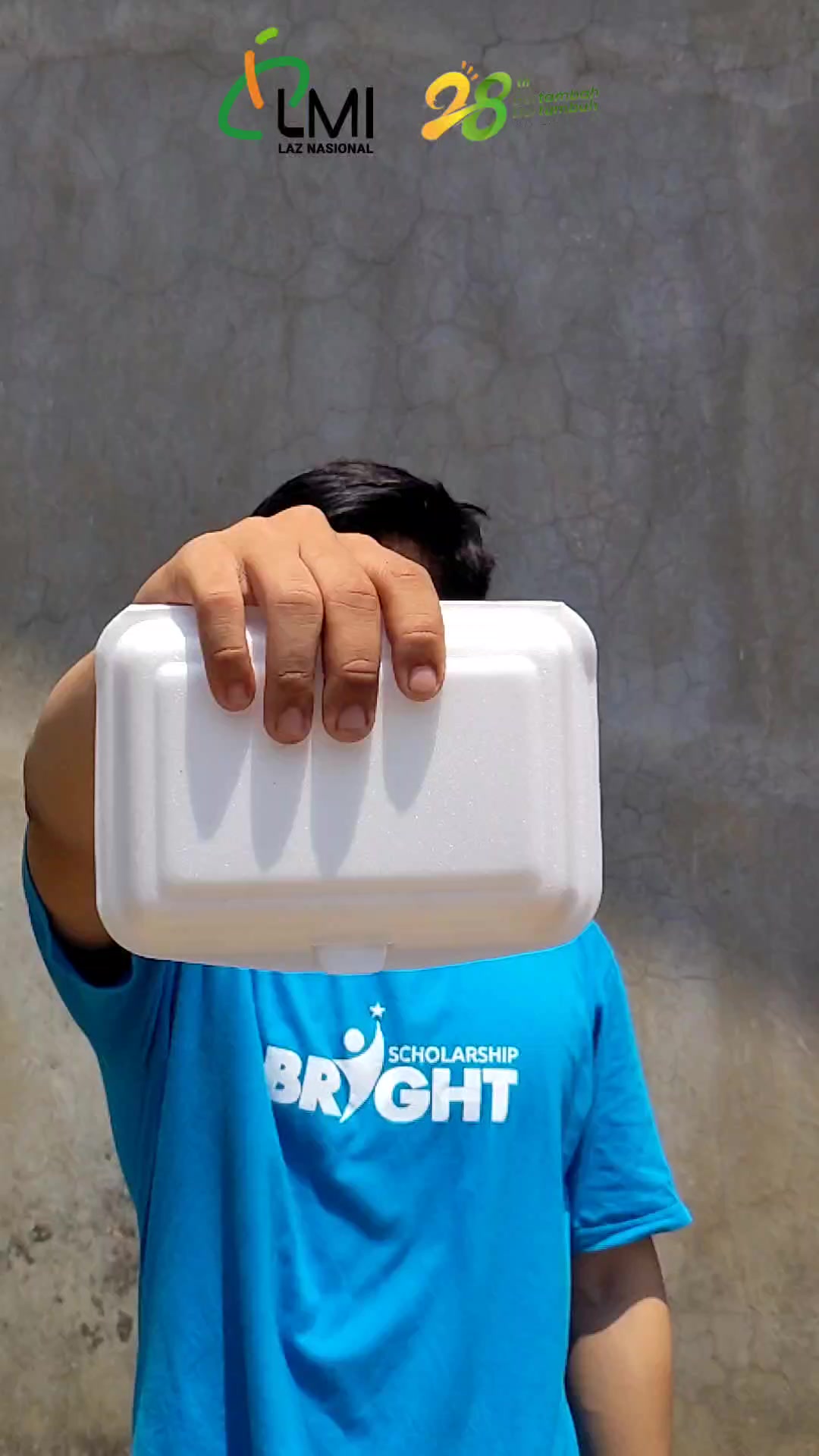 Produksi sampah di Indonesia saat ini Sangat memprihatikan terhadap kondisi lingkungan Terutama pengaruh sampah plast...