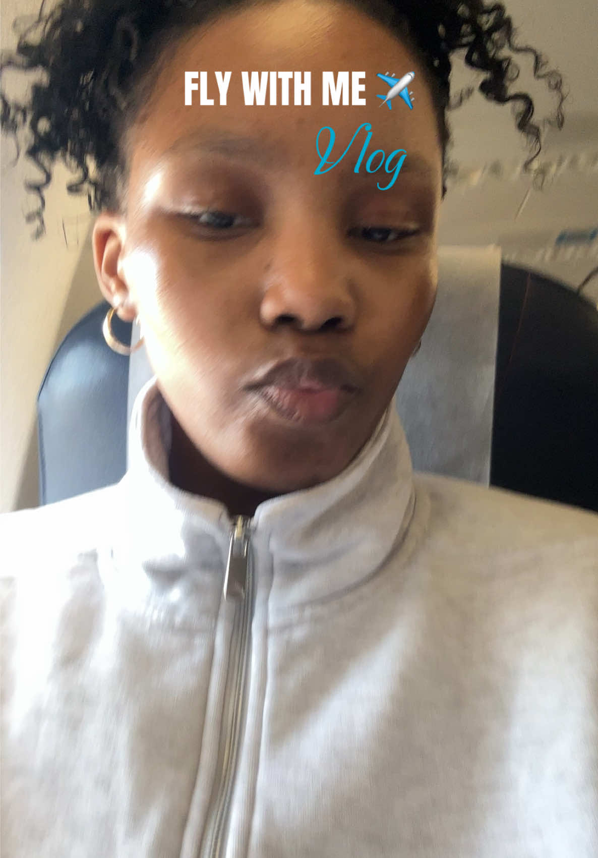 Fly with me vlog✈️ #airplane #flight #esī #vlog