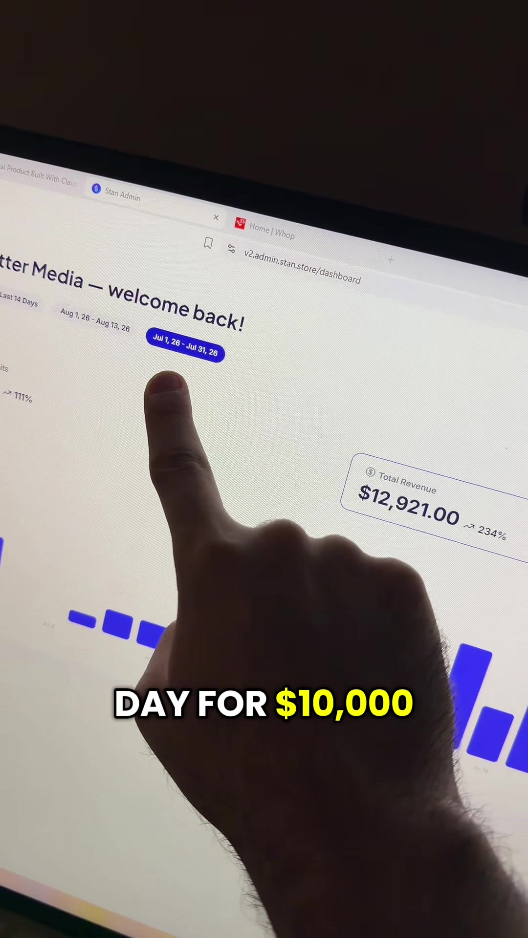 easy side hustle rn 🤷🏻‍♂️ follow and dm me for more info #digitalproducts