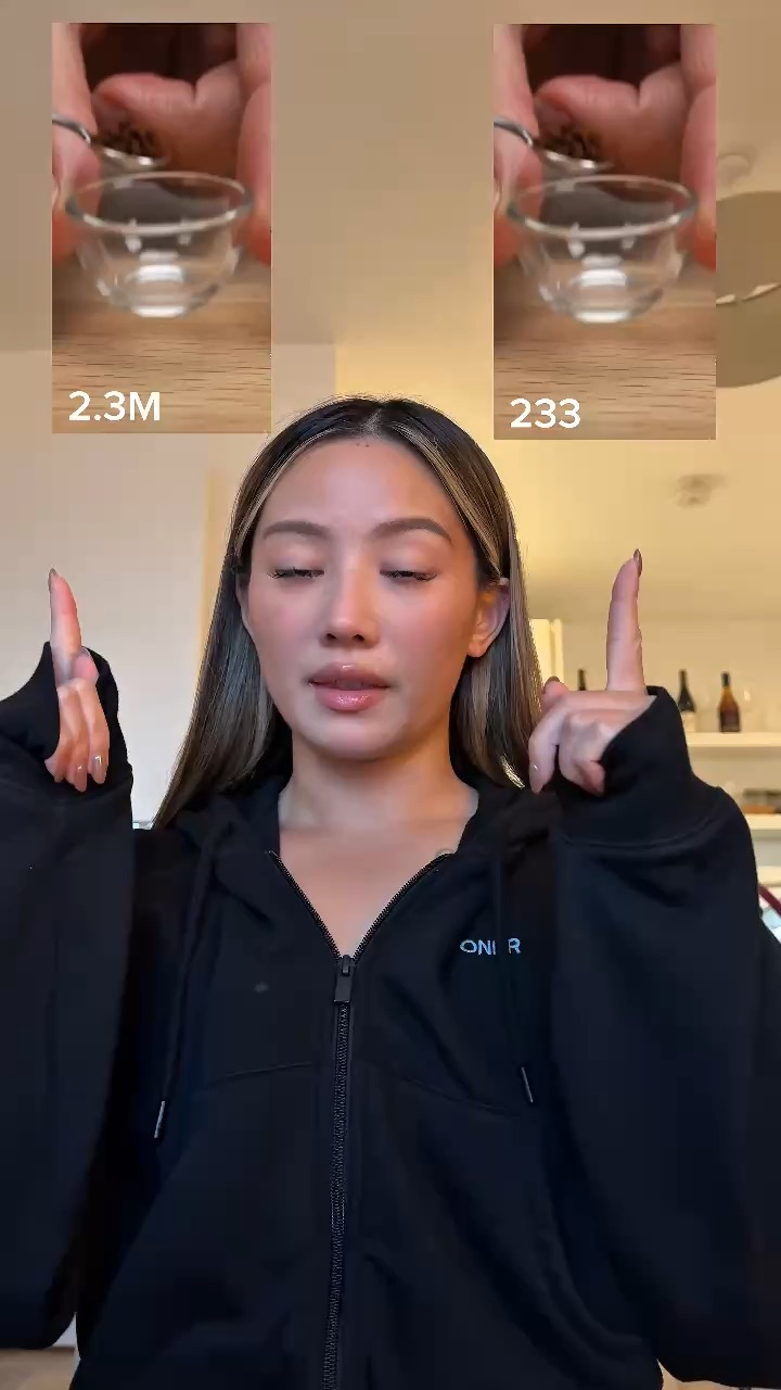 Talking head ugc - Zeely AI