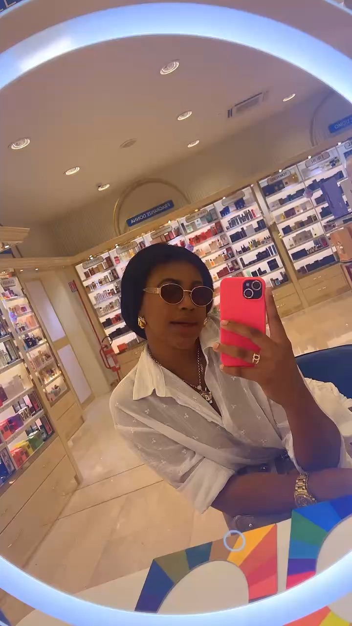 😀