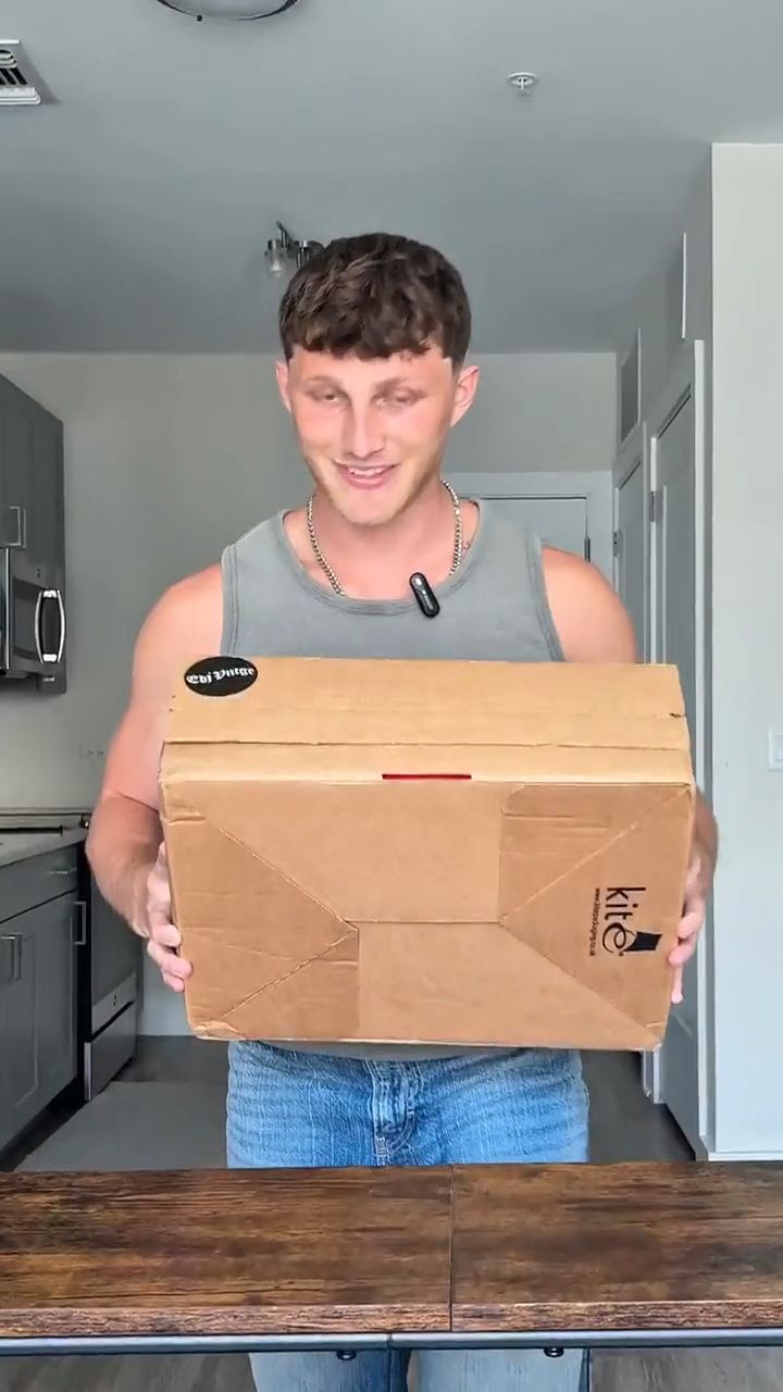 EdJ Vintage (Unboxing Hook)