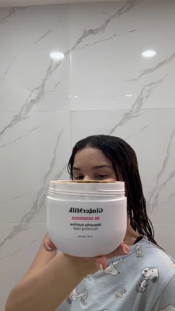 Está mascarilla dejo mi cabello tan suave, brillante y con un aroma tan rico. 🤍✨ La mascarilla nutritiva de Ginger M...