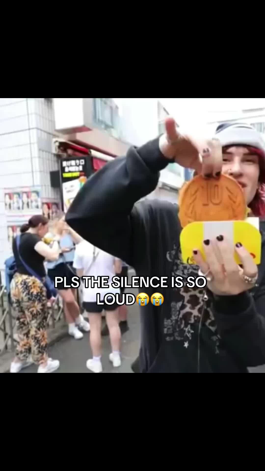 "ten yen cheese pull"😭😭 (Sorry for the low quality) #jakewebber #johnnieguilbert #clips #funny #fyp