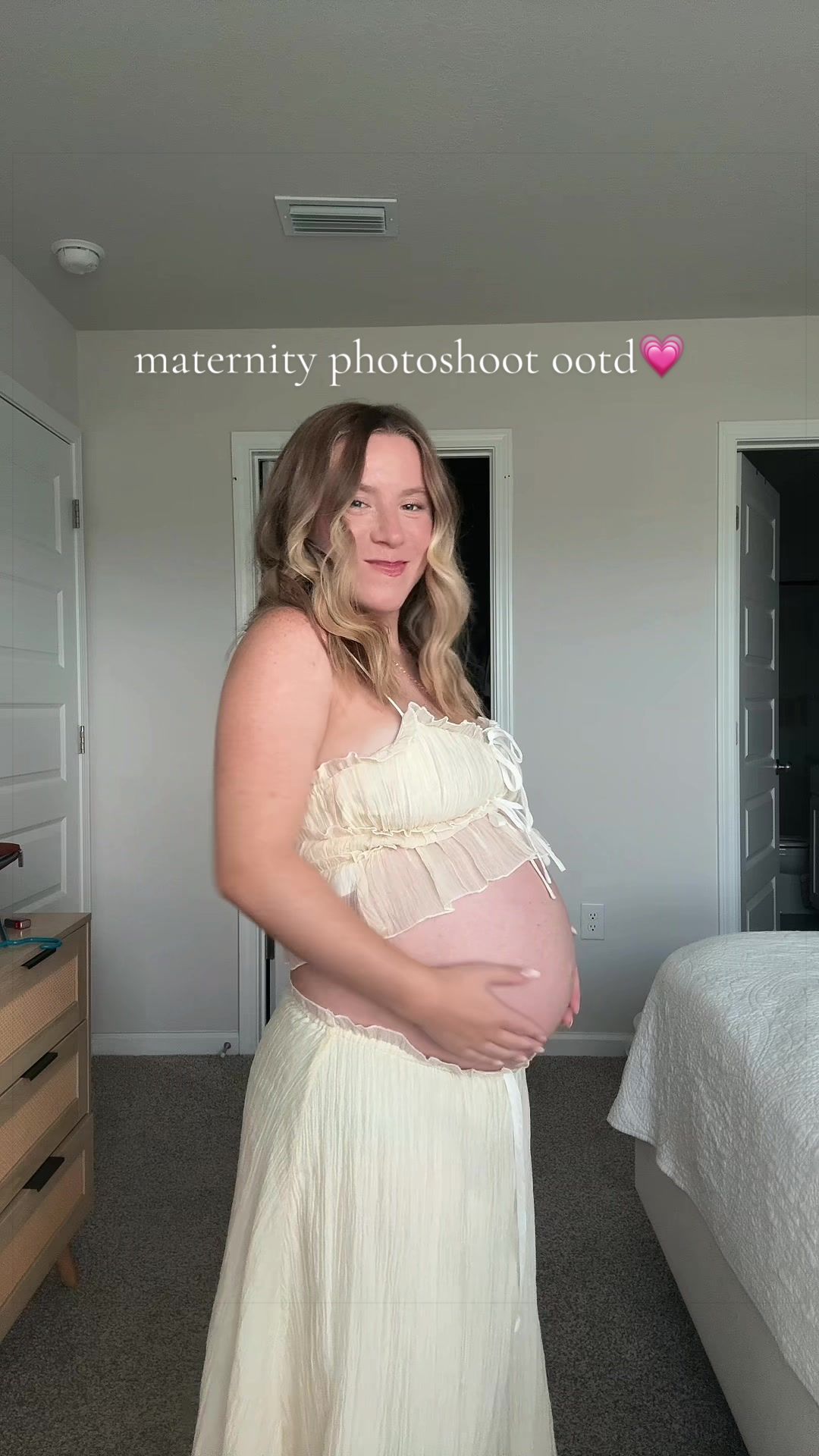 i can’t wait to see our pics🤍🥹 @12TH TRIBE #pregnancy #maternityphotoshoot #maternity #pregnancytok #thirdtrimester