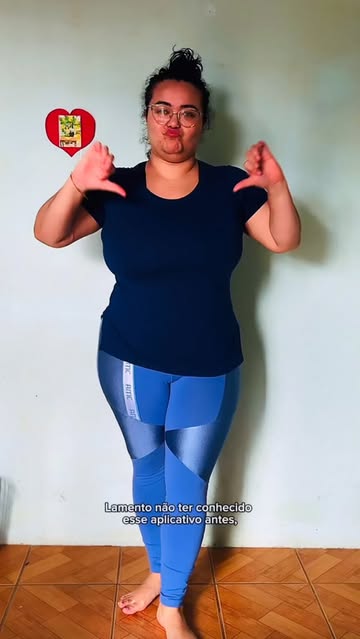Simplesmente chocada com resulto de 1 mês com o @oesquadraofit realmente está transformando meu corpo. Bora começar a...