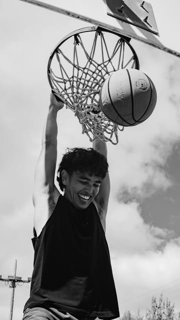 Ballin’ in Northshore with these boys 🏀 Shoot with Nikon Z8🎥 #basketball #streetbasketball #ballin #oahu #northshore