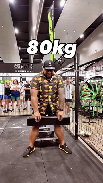 Get down to the Asylum strongman zone at the @ausfitnessexpo with @stand_or_submit #atrongman #physicalasia #netflix...