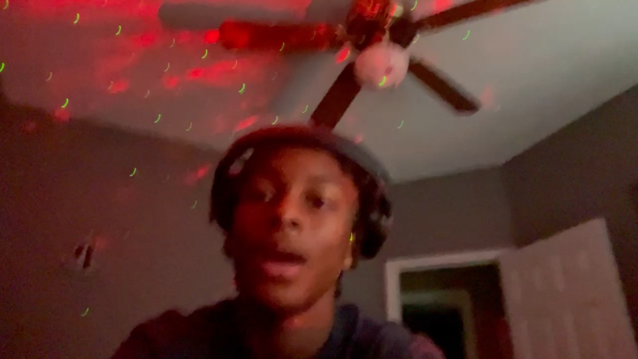 Just vloggin