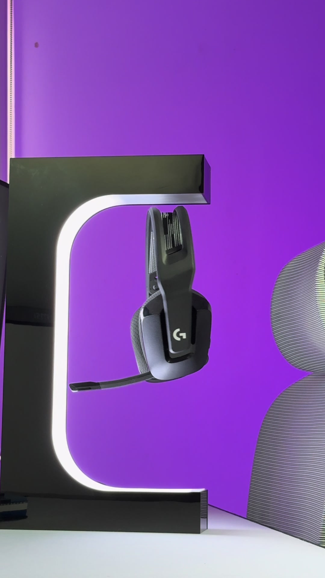 Top 3 set up accessories I don’t regret buying👀🎧 #gaming #pcsetup #headphones #gamingsetup #pcgaming