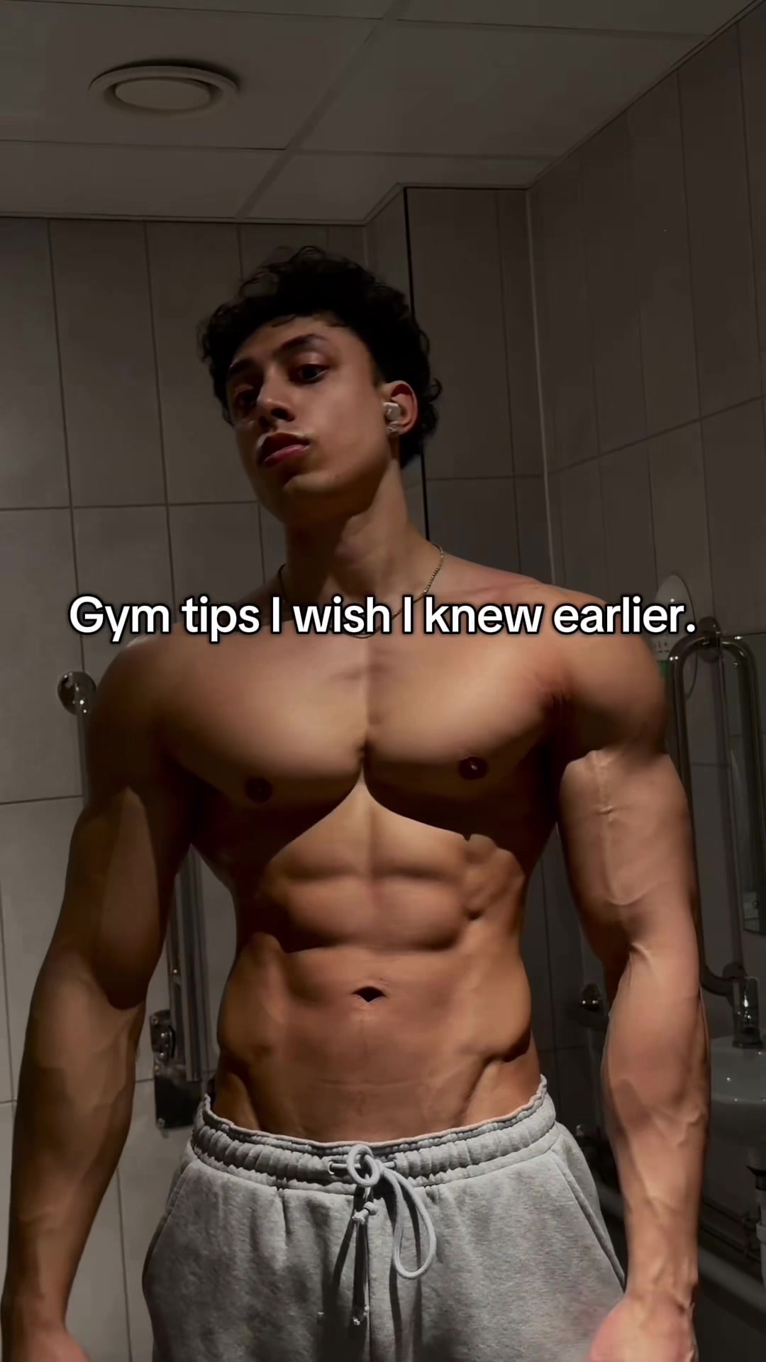 These would’ve saved me a lot of time. #gymtok #fitness #bodybuilding #natural #gymtips