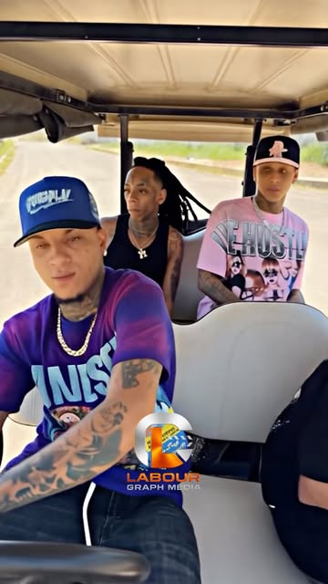 @ronny_gtaa @rony_alca_1920 @ezzyrofficiall__ @manilordoficial RUMBO A DICIEMBRE 😂😂😂. #sincoro