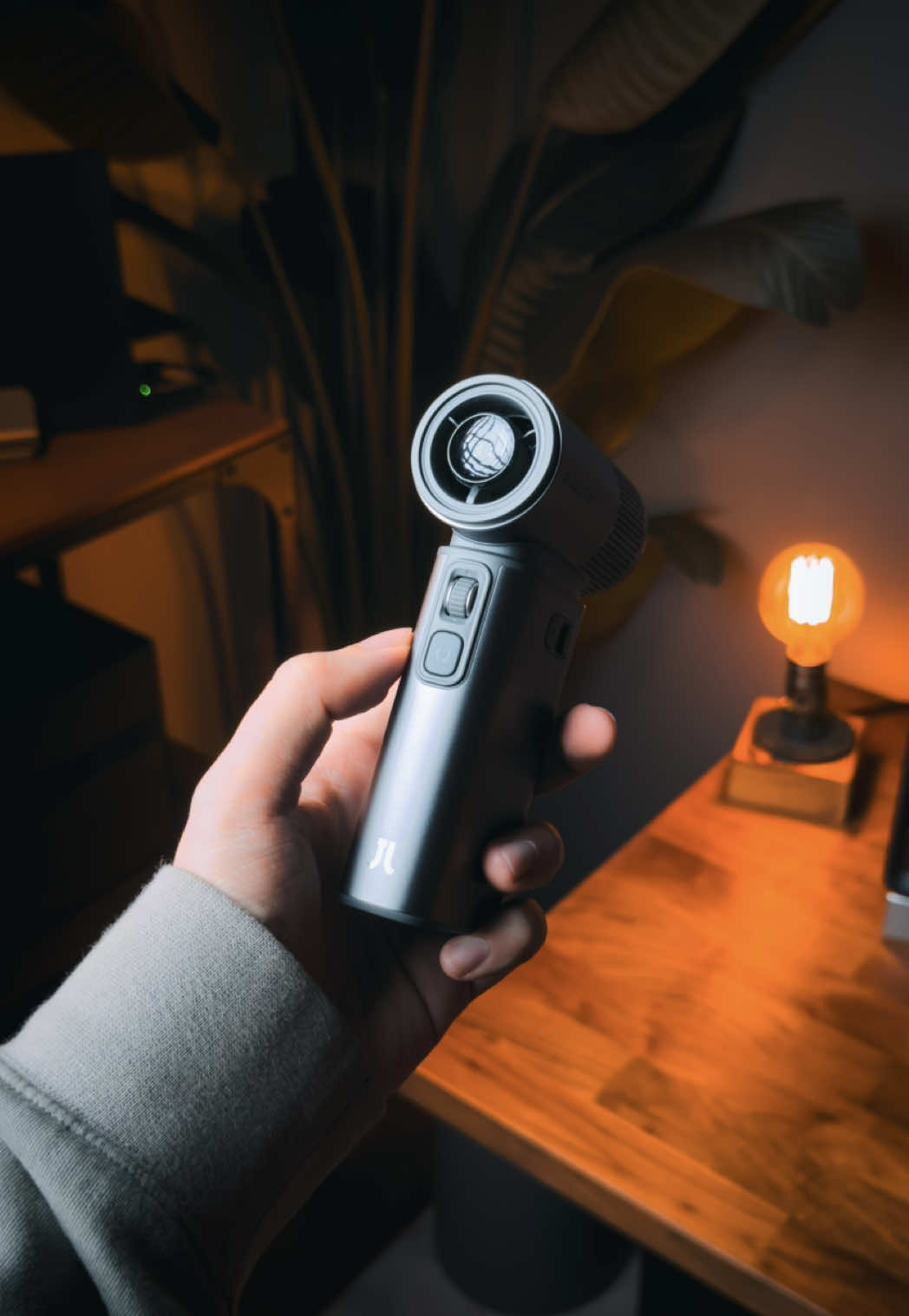 Comment “wind” for the link 💨✨ I review a lot of tech in this space, and only those with great quality and function...