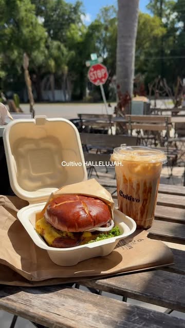 my fav coffee place has taken Orlando by storm, and I love that for them. 🥹 believe the hype. @cultivocoffeeco has m...
