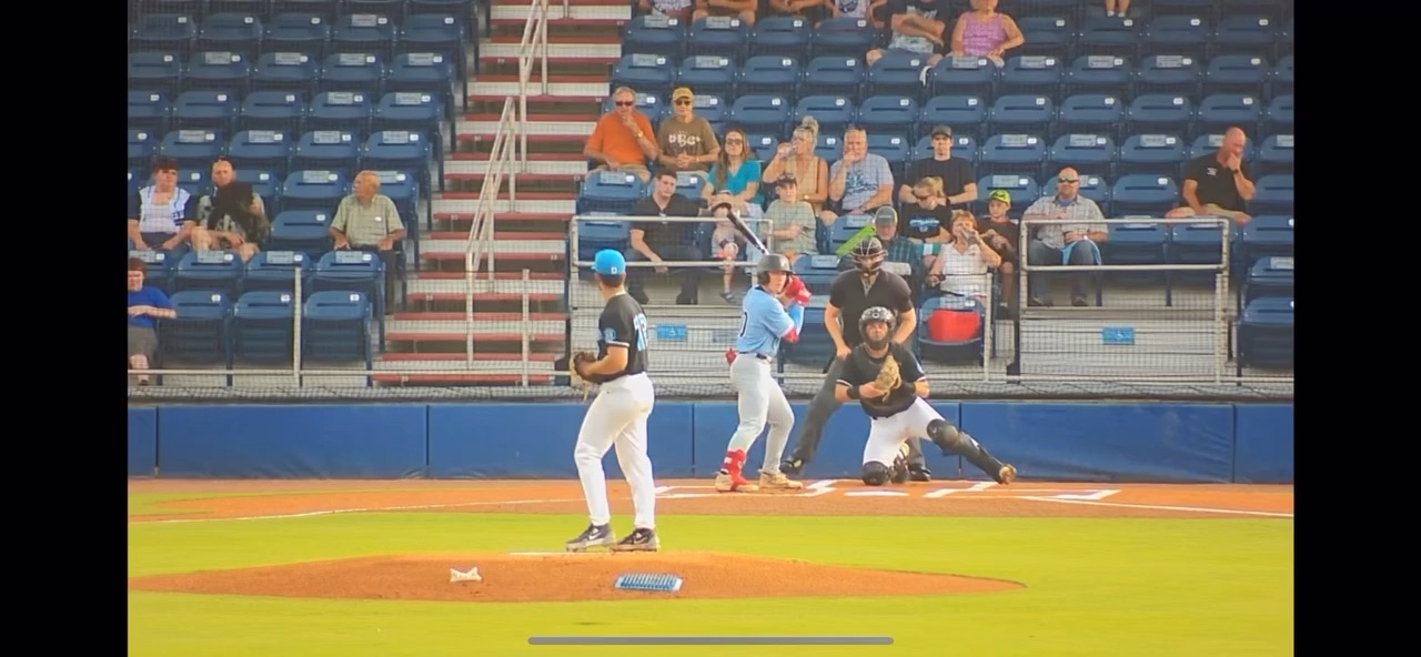 Pitching clips