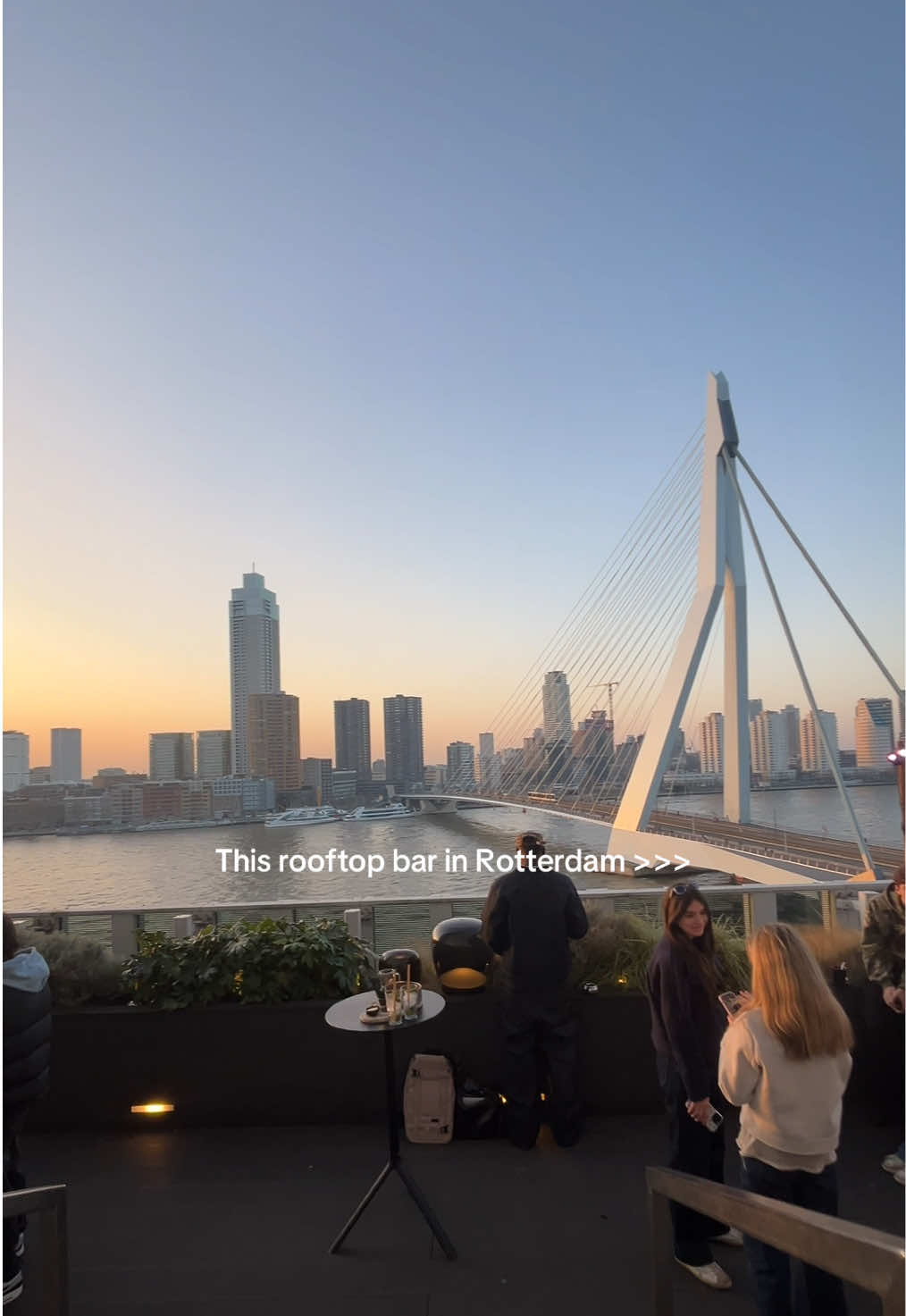It gives New York vibes #netherlands #rotterdam