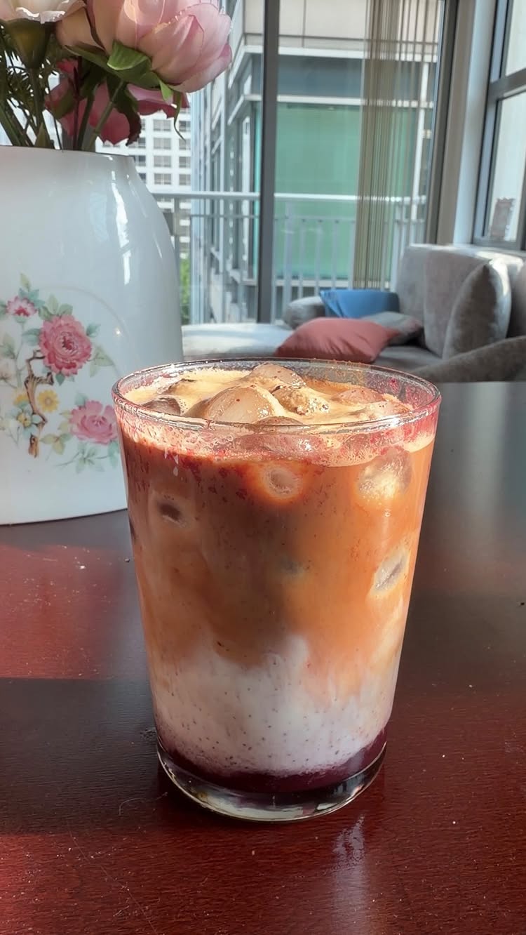it works so well 🤤 fresh cherry syrup 1/4 cup sugar 1/2 cup chopped cherries 1/2 cup water cook it together on low a...