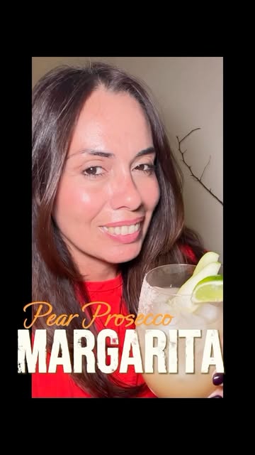 Pear Prosecco Margarita #cocktails #happyhour #ladies #thursday #margarita