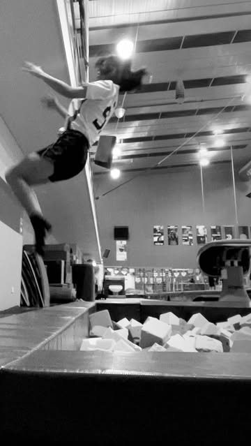 NO PAIN NO GAIN we go out of comfort zone for a change what goals you want to see b4 end of year? ill keep tumbleweed...
