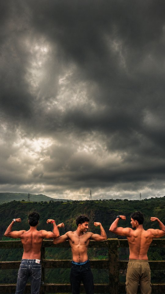 Tag your gym buddies❤️‍🔥 #gymaddict #trending #gymmotivation #travelphotography #amboliwaterfalls🏞️⛰️