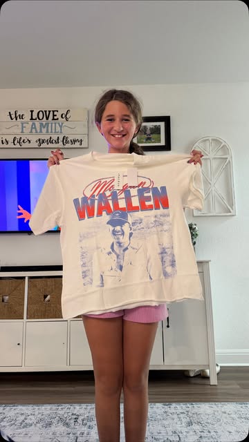 The kids had to have this shirt and I don’t blame them it’s so cute And really good quality!! @pacsun #morganwallen #...