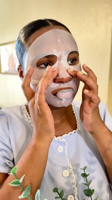 My ultimate glass-skin prep! 🧴✨ Probé la Collagen Jelly Mask de IVOSKIN y el resultado habla por sí solo. Es una mas...
