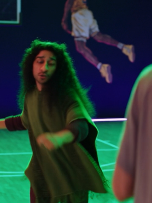 BrunoMadrigalDancando