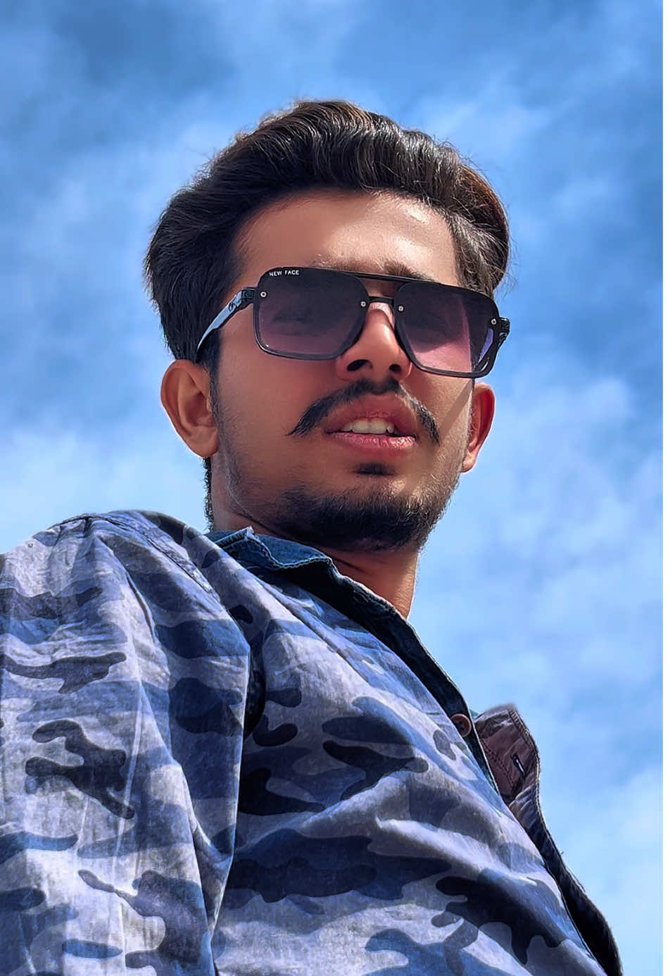 Replying to @its_suleman3 hath ma 786 😎🔥#varilvideo #chowkazam #forupage #sigma #gorwmyaccount