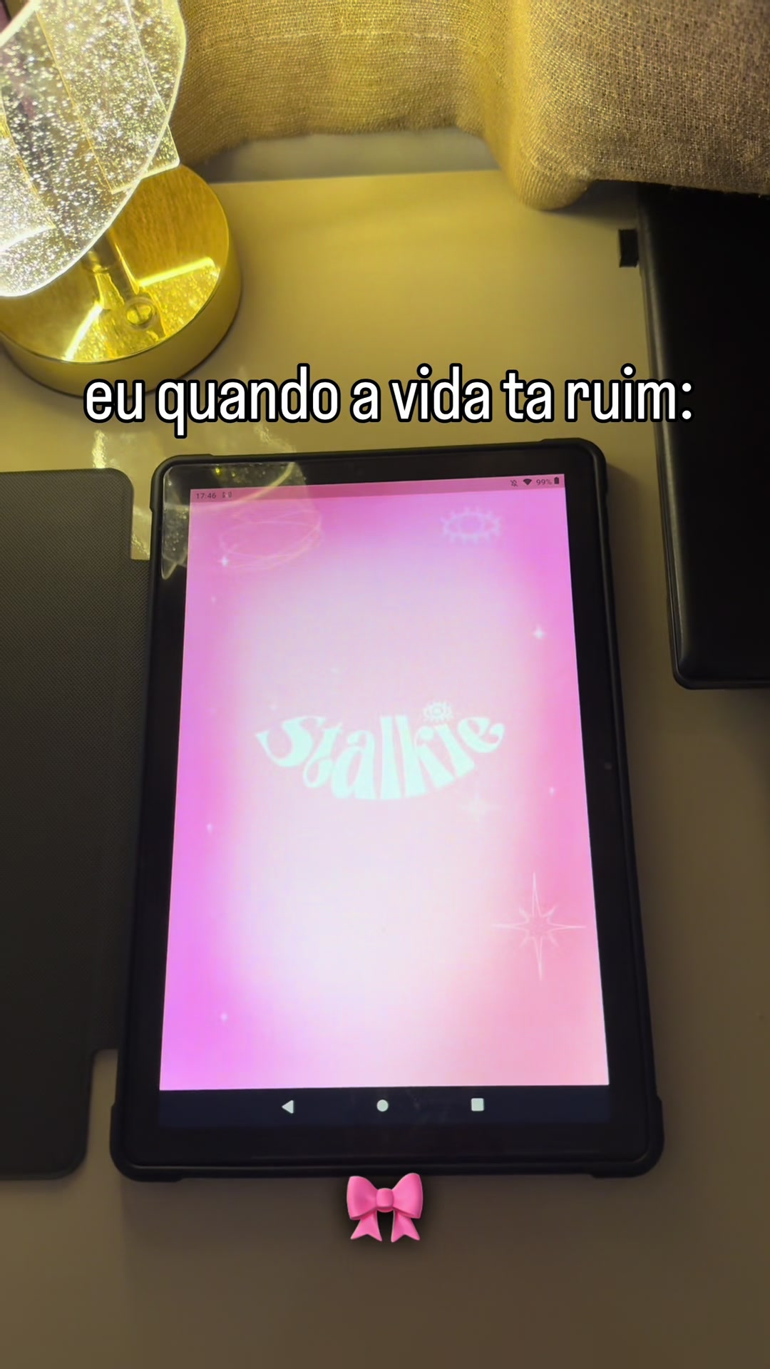 Eu quando a vida tá ruim: stalkear 😂 #stalkie #jogosmobile #detective #mobilegame #mistery