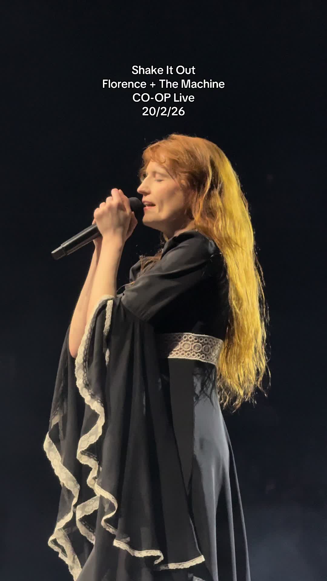 The way she sounds exactly like the studio version ✨✨✨ Follow for more content (trying to reach 500) #florenceandthem...