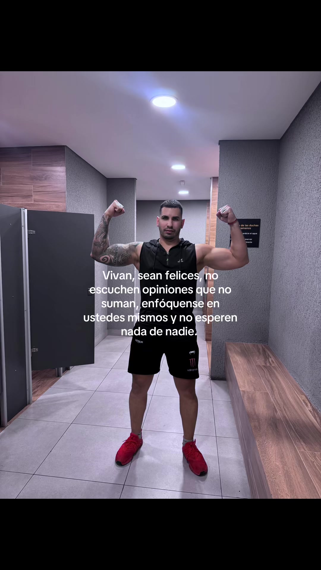 Enfócate en vos. 🧠🔥 No escuches opiniones que no suman. Trabajá en silencio. Mejorá cada día. No esperes nada de na...