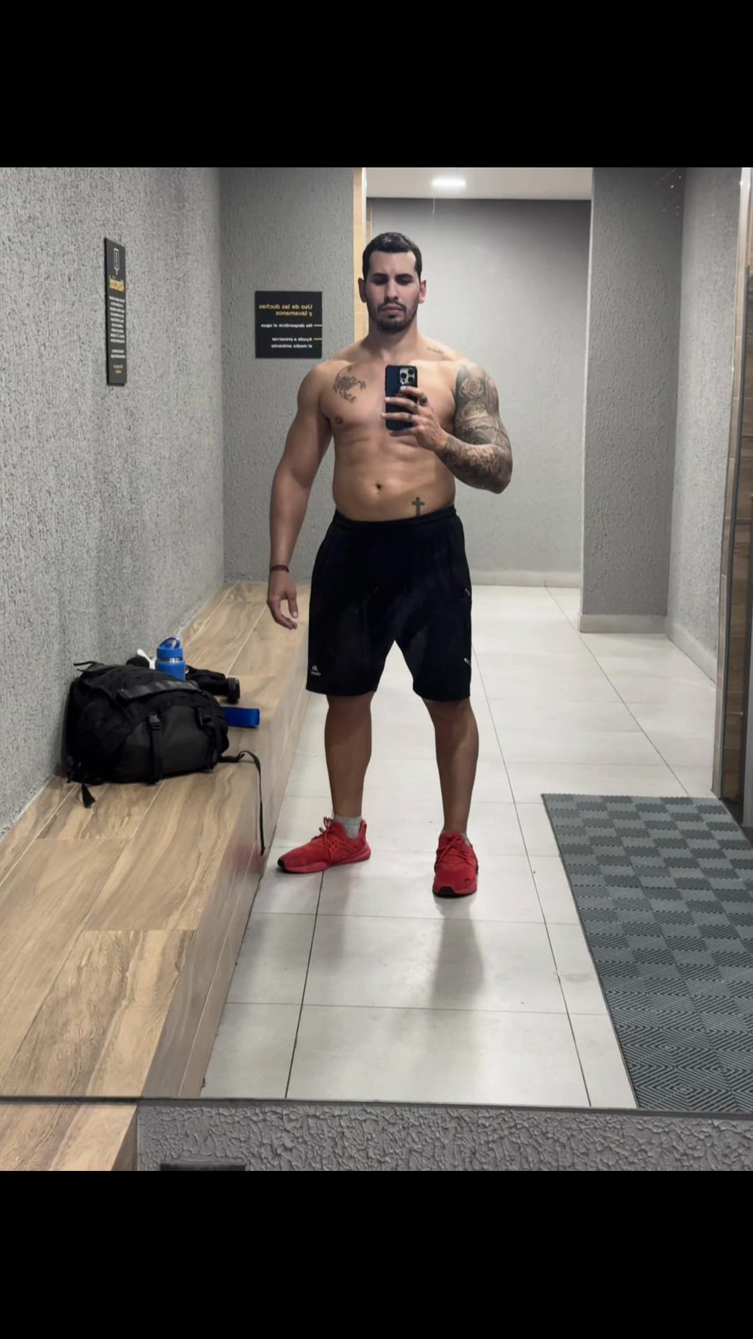 Modo construcción: mente, cuerpo y futuro 💪🏻 #fyp #p #gym #fitness