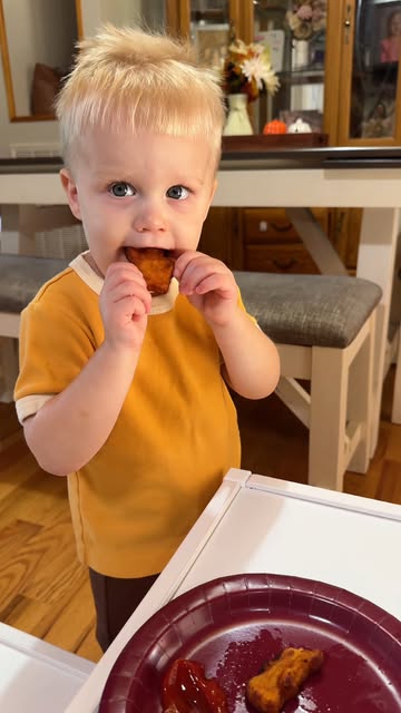 Making your toddler's meal a little more fun may just be all it takes 🦕💚