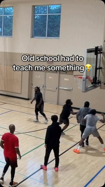 It wasn’t even bad defense either😭 • #basketball #hoops #oldschool #lessonslearned #hoopers
