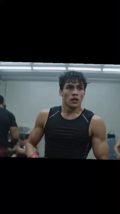 Man tries to cut weight but is too fat