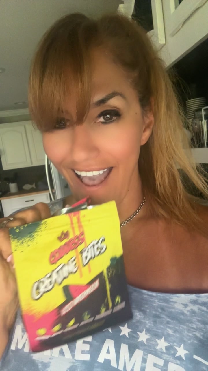 Creatine without the scooping, mixing, or gritty drinks? Yes, please! 🍉💪 Goddess Creatine Bites make it easy to add...