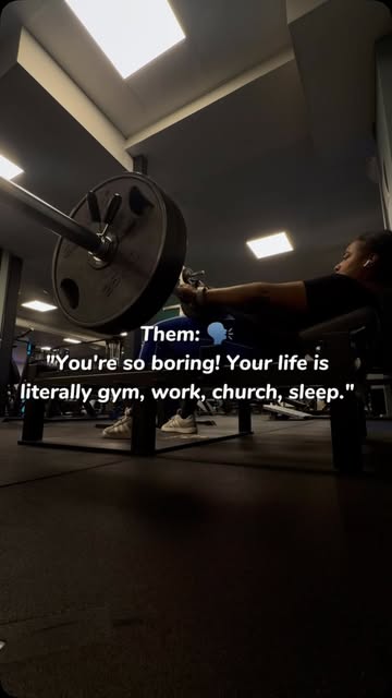 #strengthtraining #womenwholift #discipline #gymlife #gymhumor