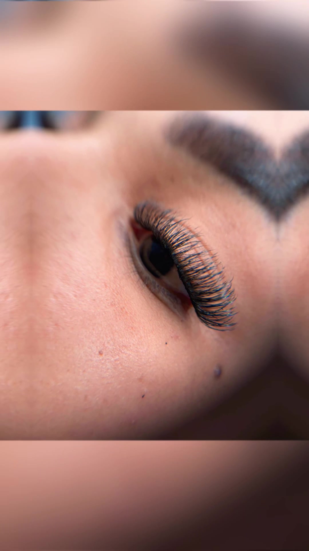 Una belleza #pestañas #cejas #proces #diorky19 #bani