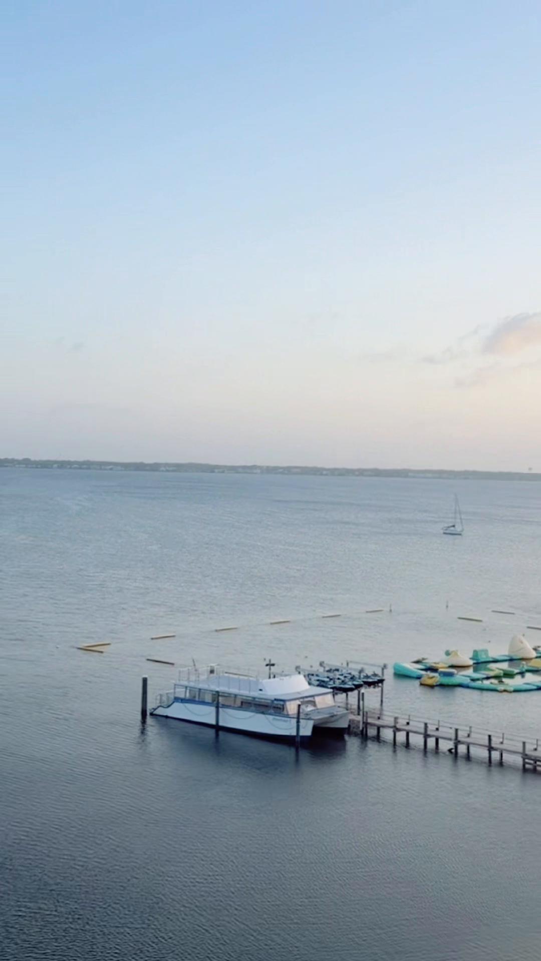 Ocean views!! #pensacolabeach #fyp #dothingsthatmakeuhappy #creatorsearchinsights #beautifulviews