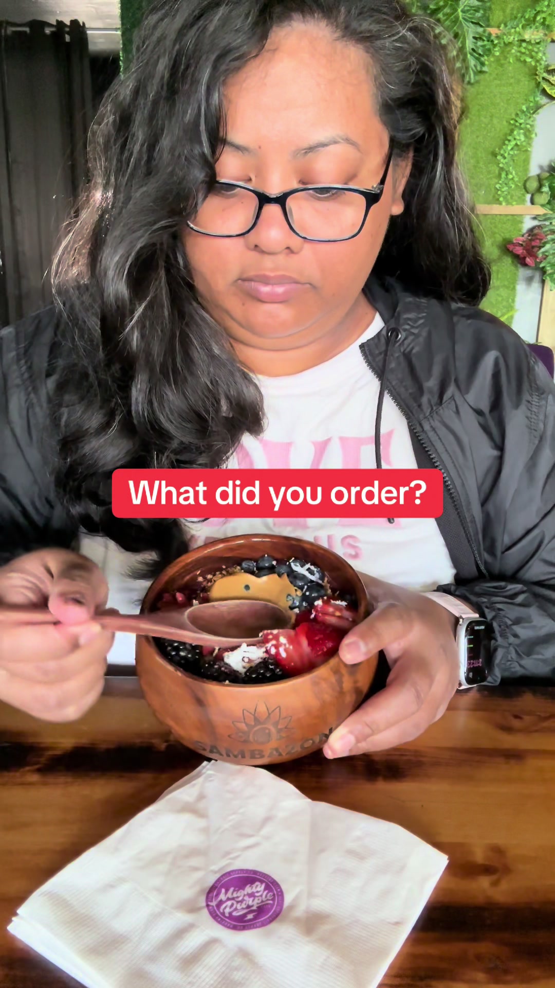 Let’s eat Açaí Bowls together on TikTok. #mukbang #foodie #acaibowls