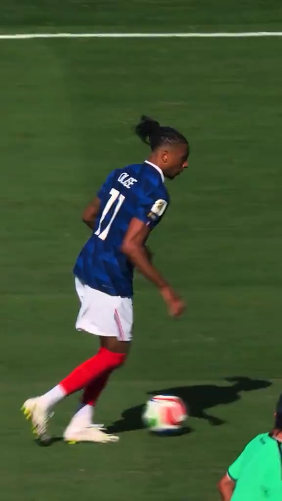 The closest matching title I found is “Joga bonito was on the other side that day 🇫🇷�
