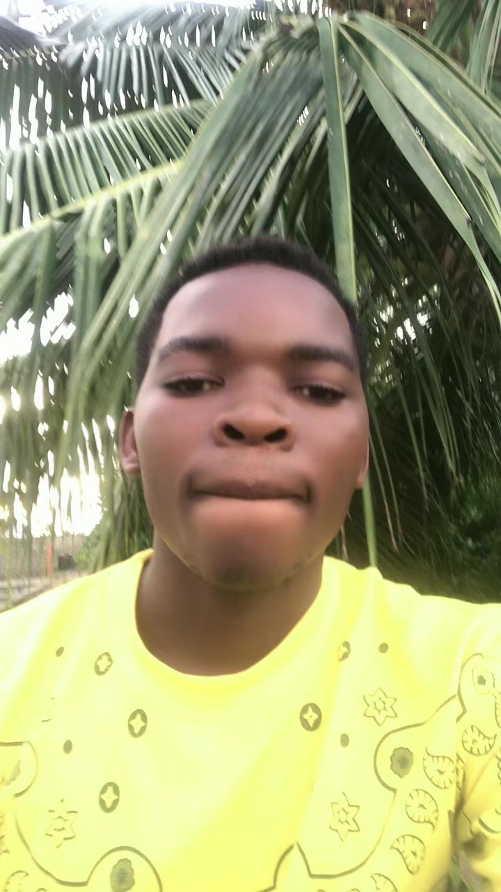 @Santrinos_Raphael🤴🏾🇹🇬🇧🇯