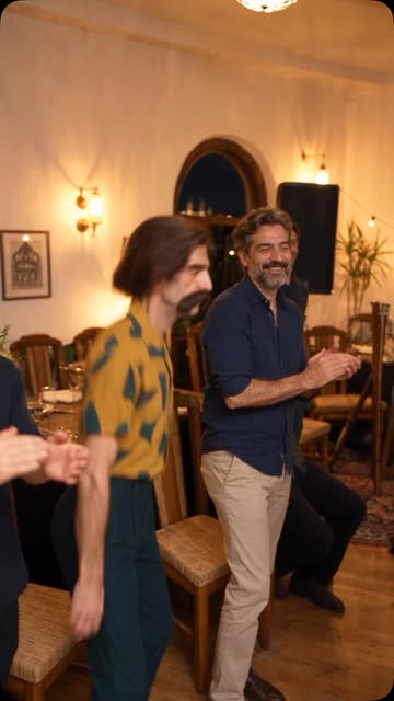 🕺