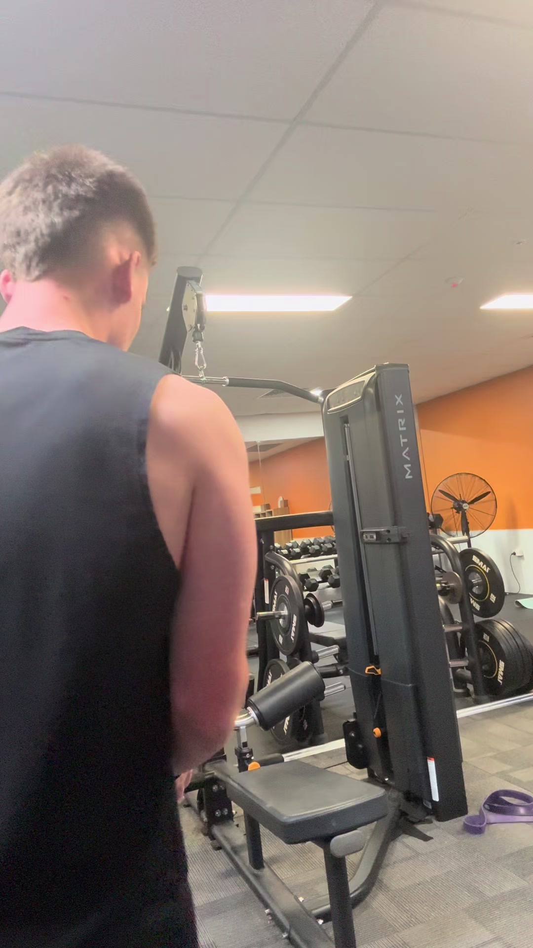 #latpulldown #faliure #gymtok #carbsdontmakeyoufat