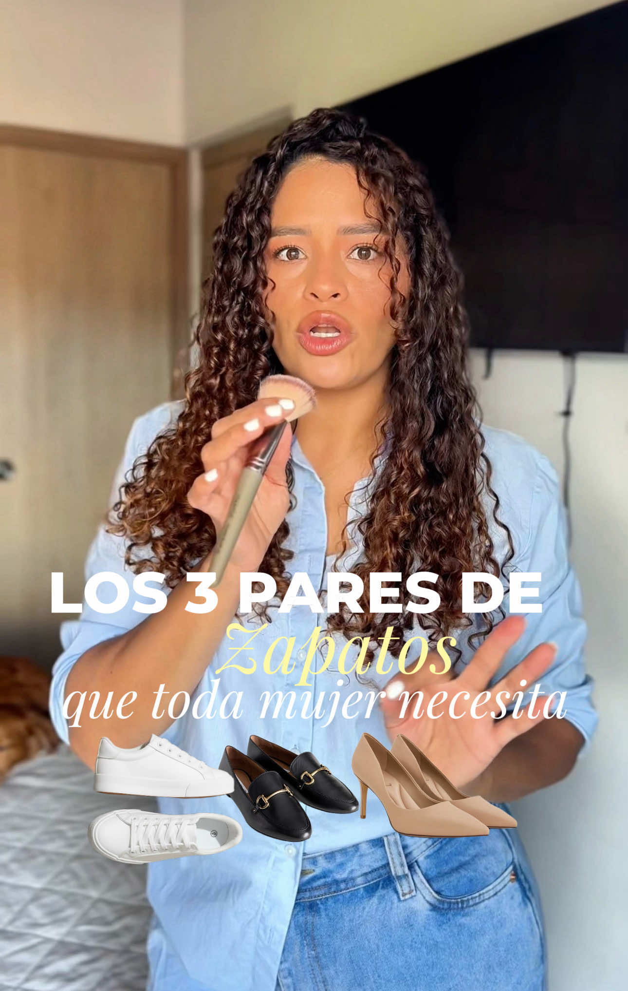 👠✨ Un buen outfit puede empezar por la ropa, pero muchas veces son los zapatos los que hacen toda la diferencia. 🤍...