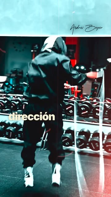 Muchos se llenan la boca hablando de ser hombres. Y a la primera de cambio andan llorando por una mujer que ni siquie...