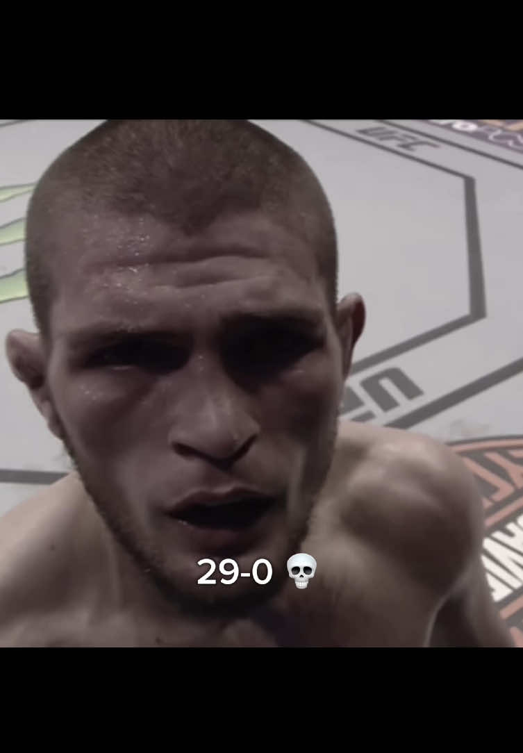 He he didn’t retire he would of kept destroying good fighters #ufc #mma #edit #khabib #connormcgregor
